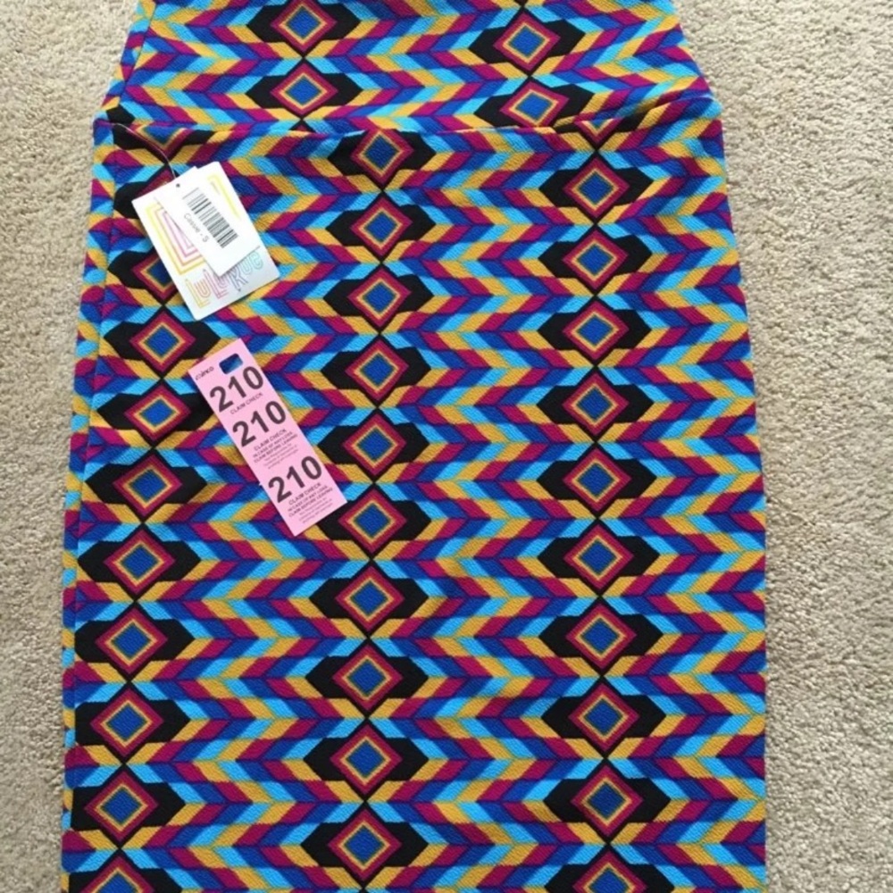 Lularoe Cassie